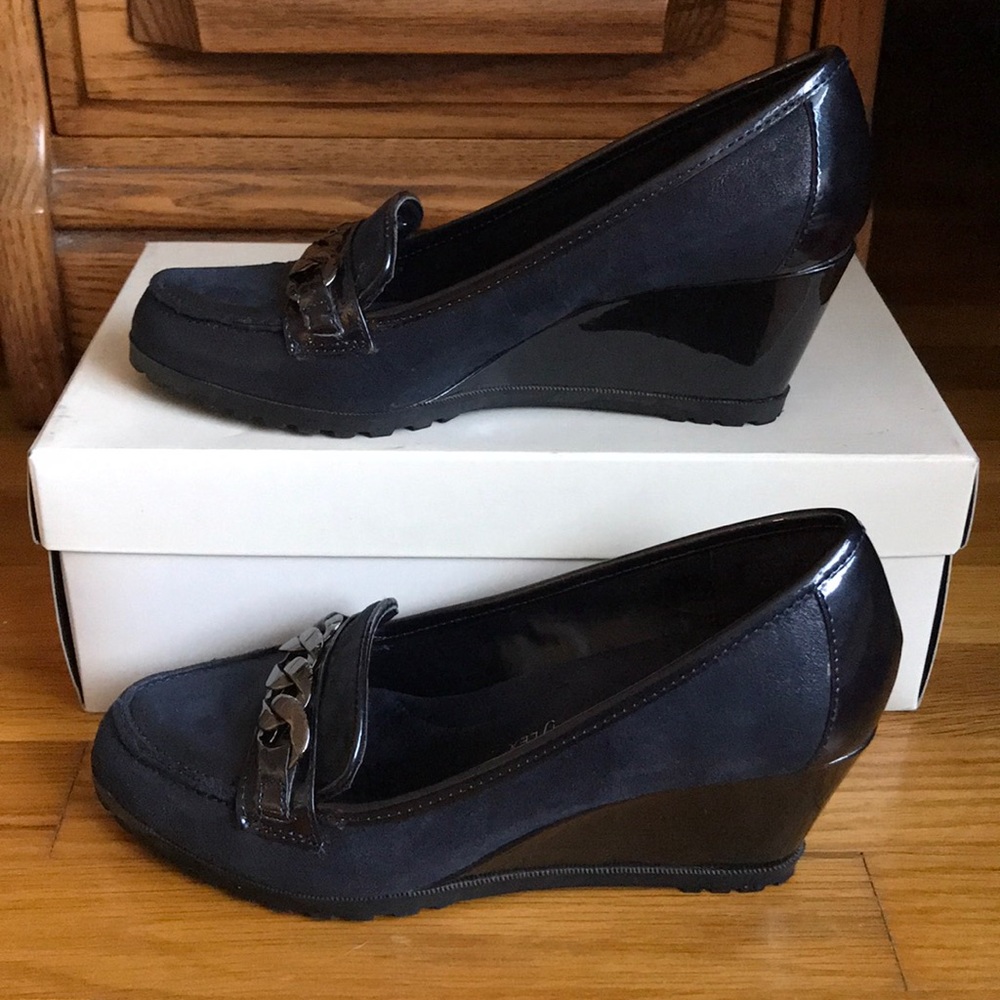 Ann Klein Navy Mule